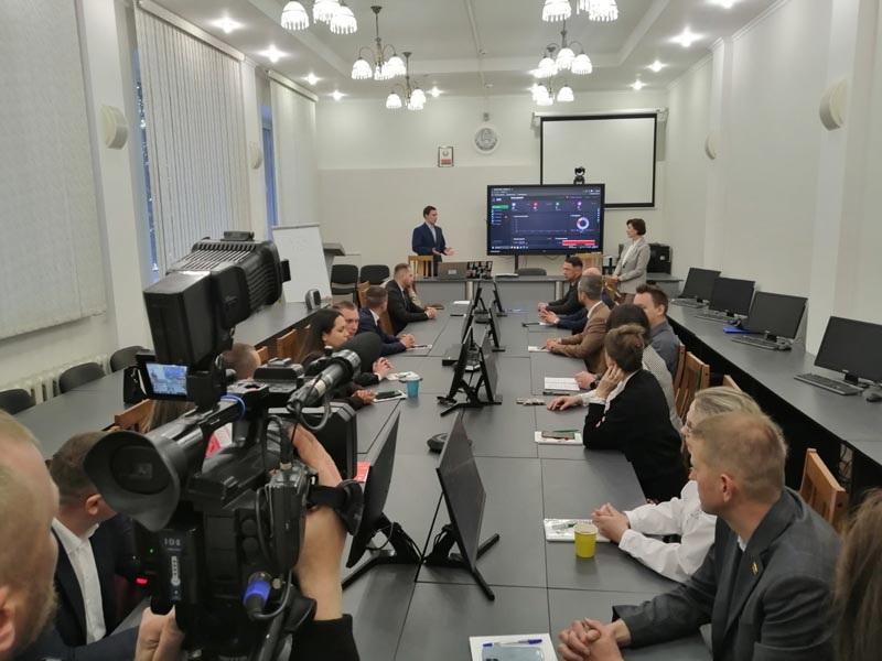 Партийное строительство и партийная работа в современных условиях